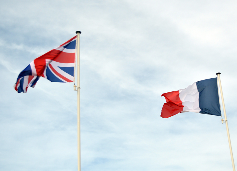 French rule Brits can keep status post Brexit