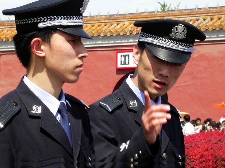 “Leave now,” says lawyer, as China cracks down on foreign teachers