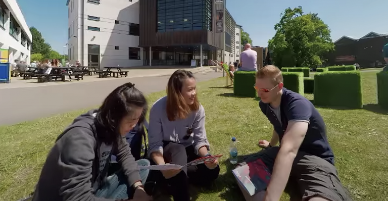 No admission when students have an unknown English test?