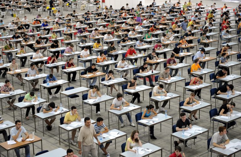 OECD to introduce new Pisa English test
