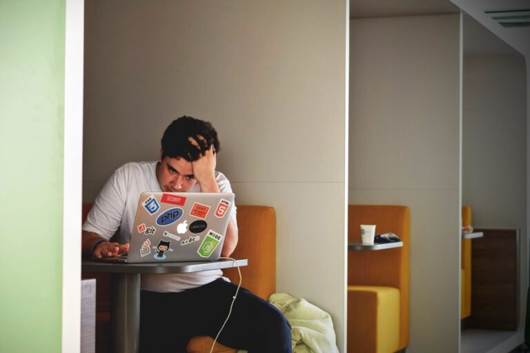 Digital shock? Facilitating tech transitions for international students