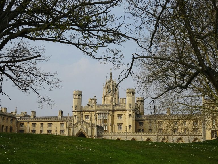 UK, IE, Malta: Cambridge English welcomes six new partners